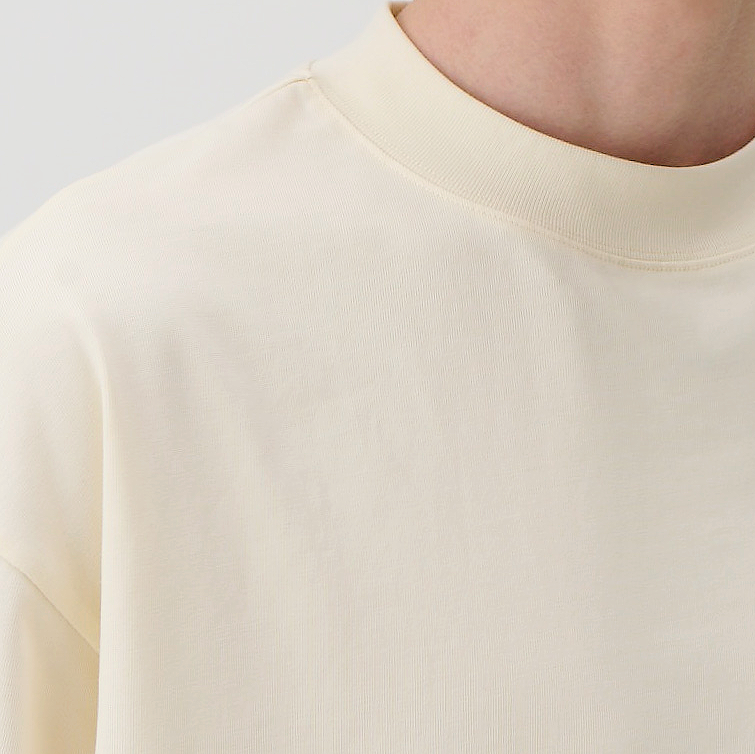 ESSENTIAL OVERSIZED T-SHIRT - OFF WHITE