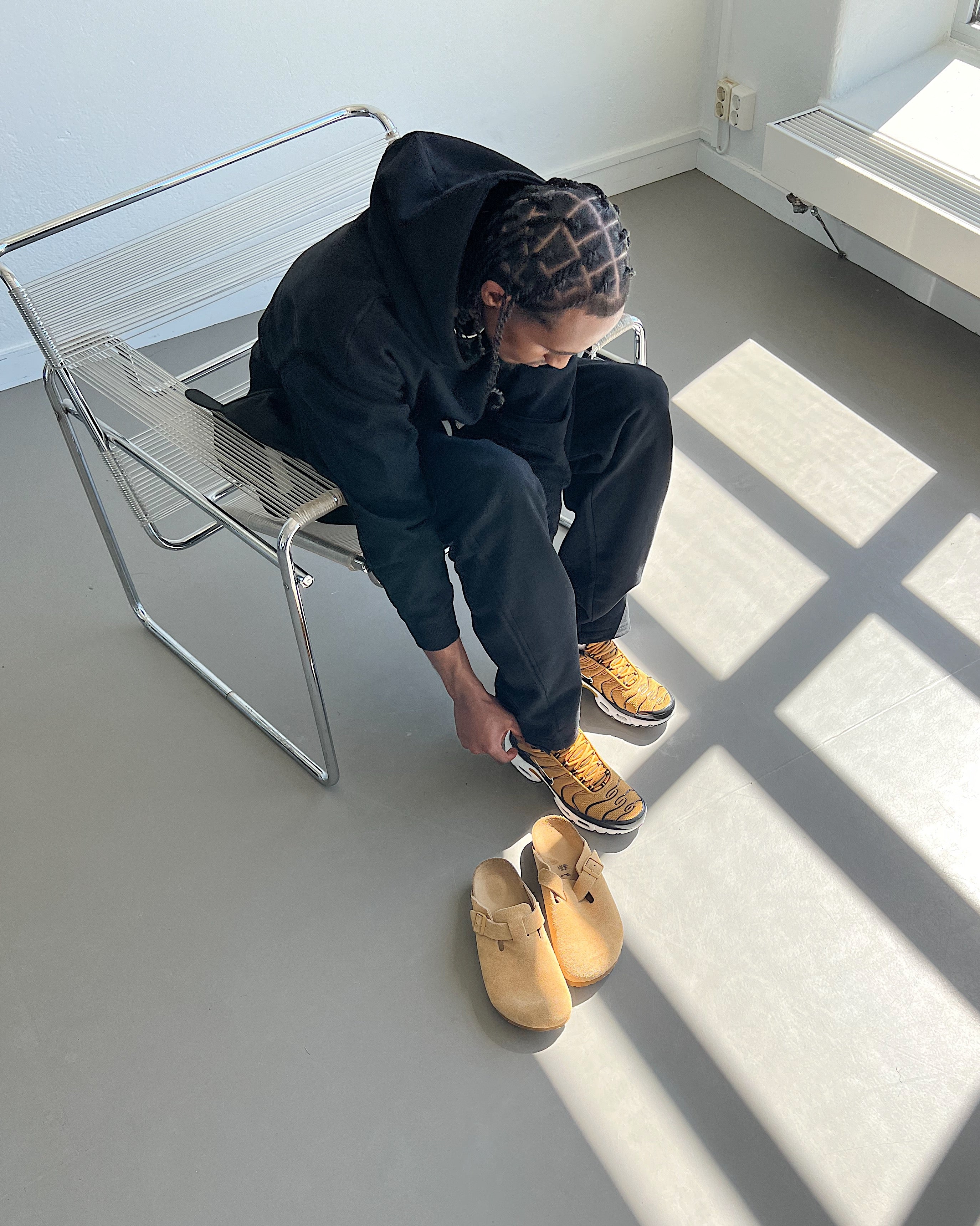 STUDIO SWEATPANTS - BLACK
