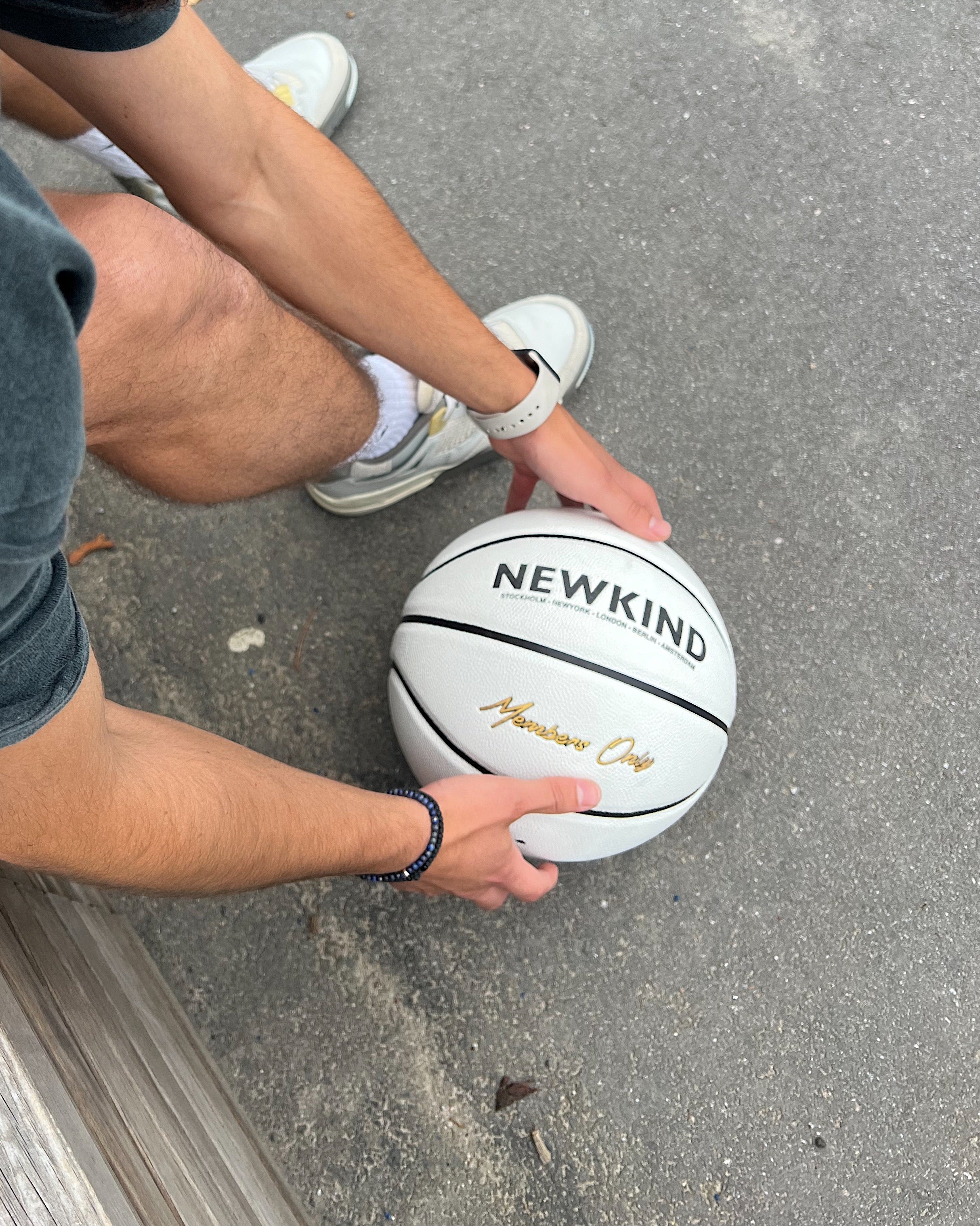 MEMBER'S ONLY BASKETBALL - WHITE