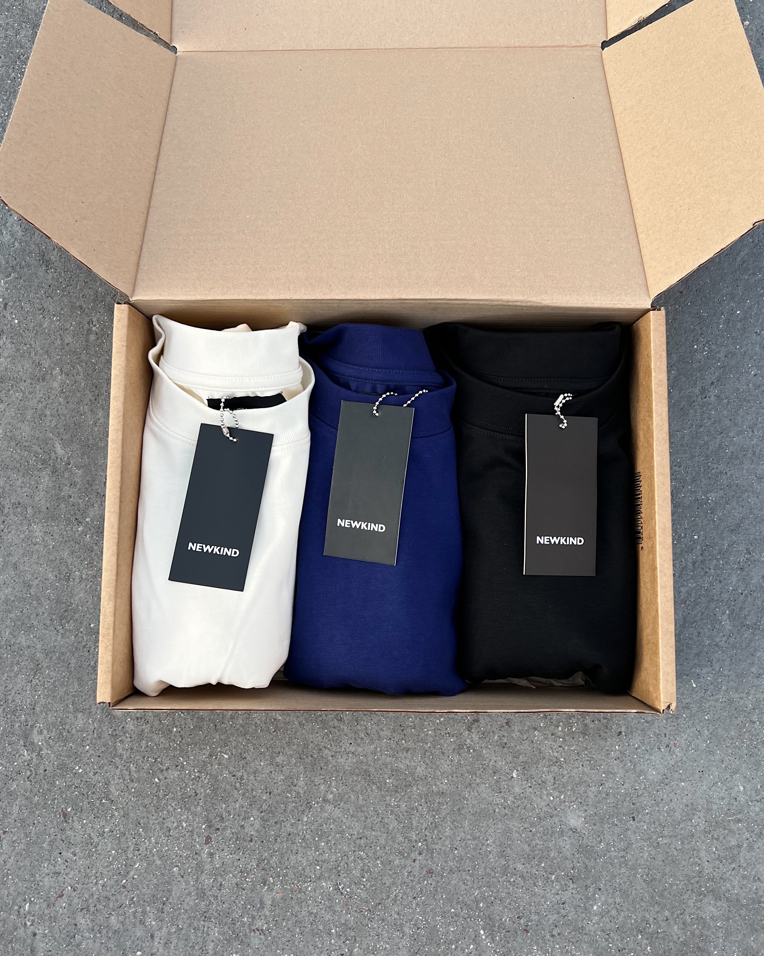ESSENTIAL OVERSIZED T-SHIRT - NAVY BLUE