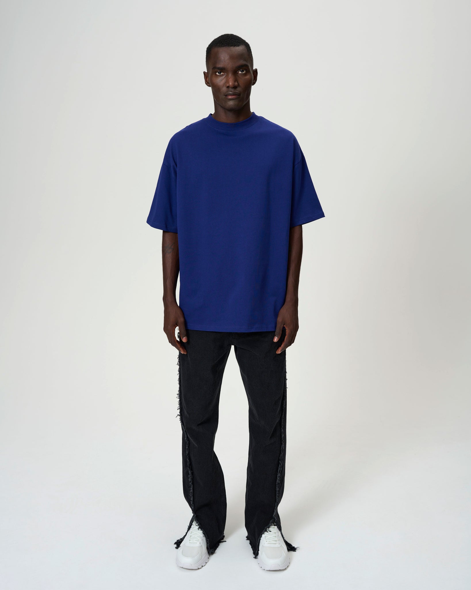 ESSENTIAL OVERSIZED T-SHIRT - NAVY BLUE