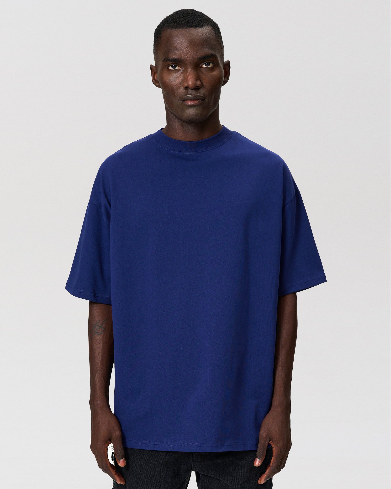 ESSENTIAL OVERSIZED T-SHIRT - NAVY BLUE