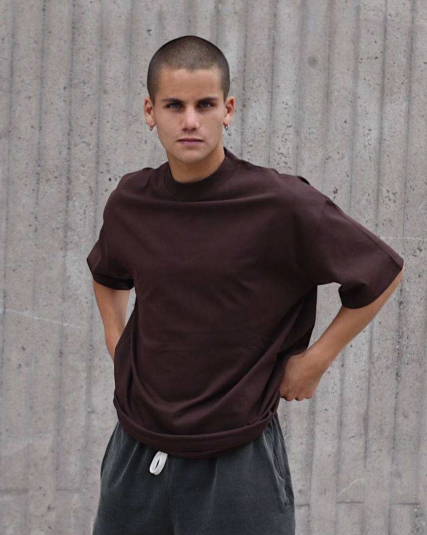ESSENTIAL OVERSIZED T-SHIRT - BROWN