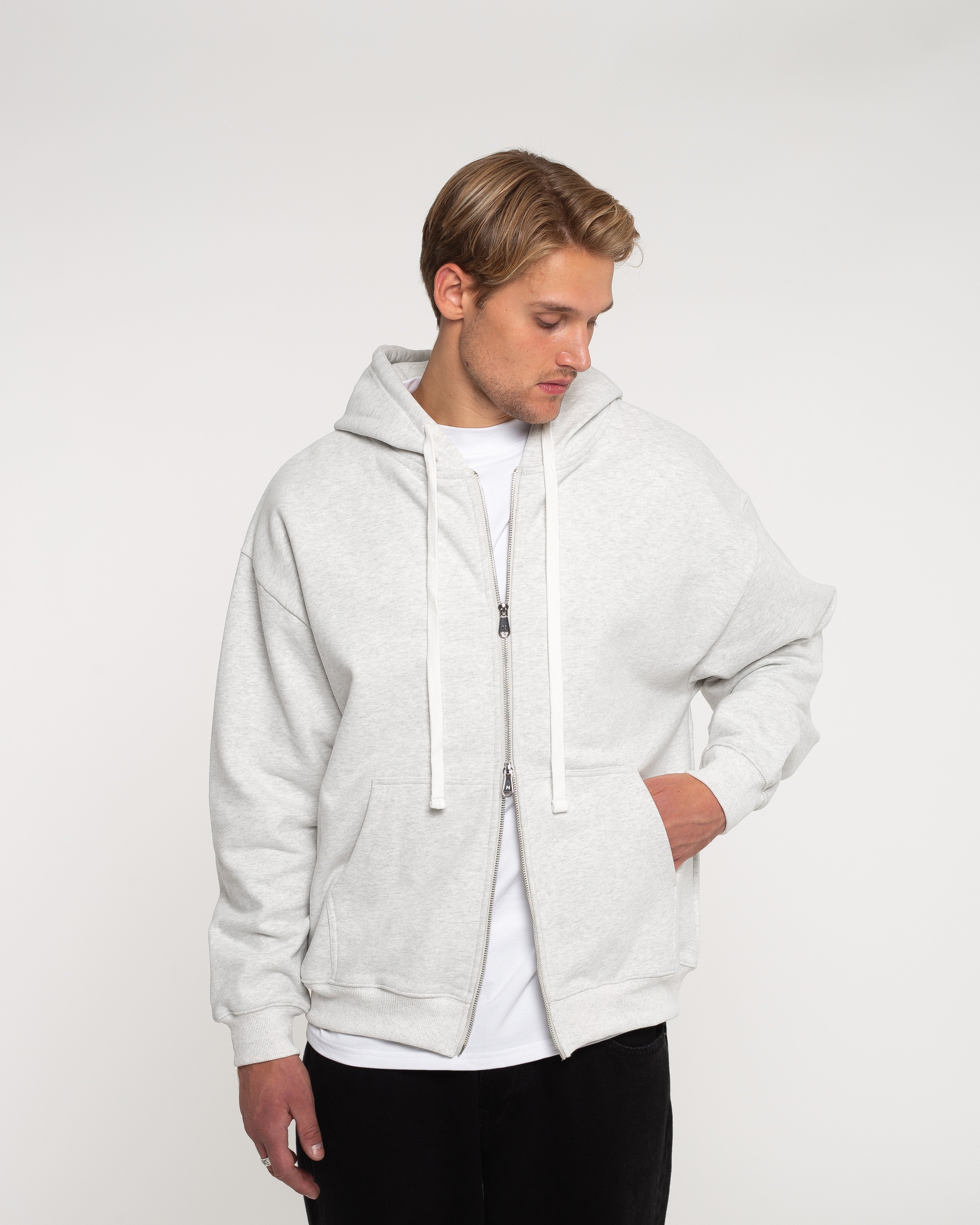 STUDIO HOODIE - GREY