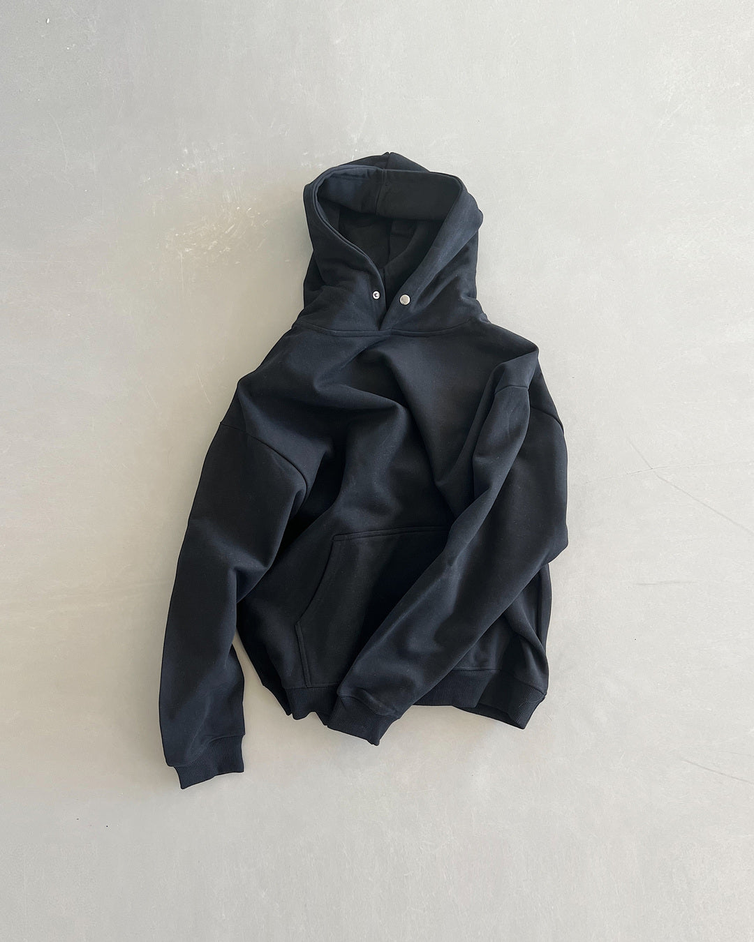 STUDIO HOODIE - BLACK